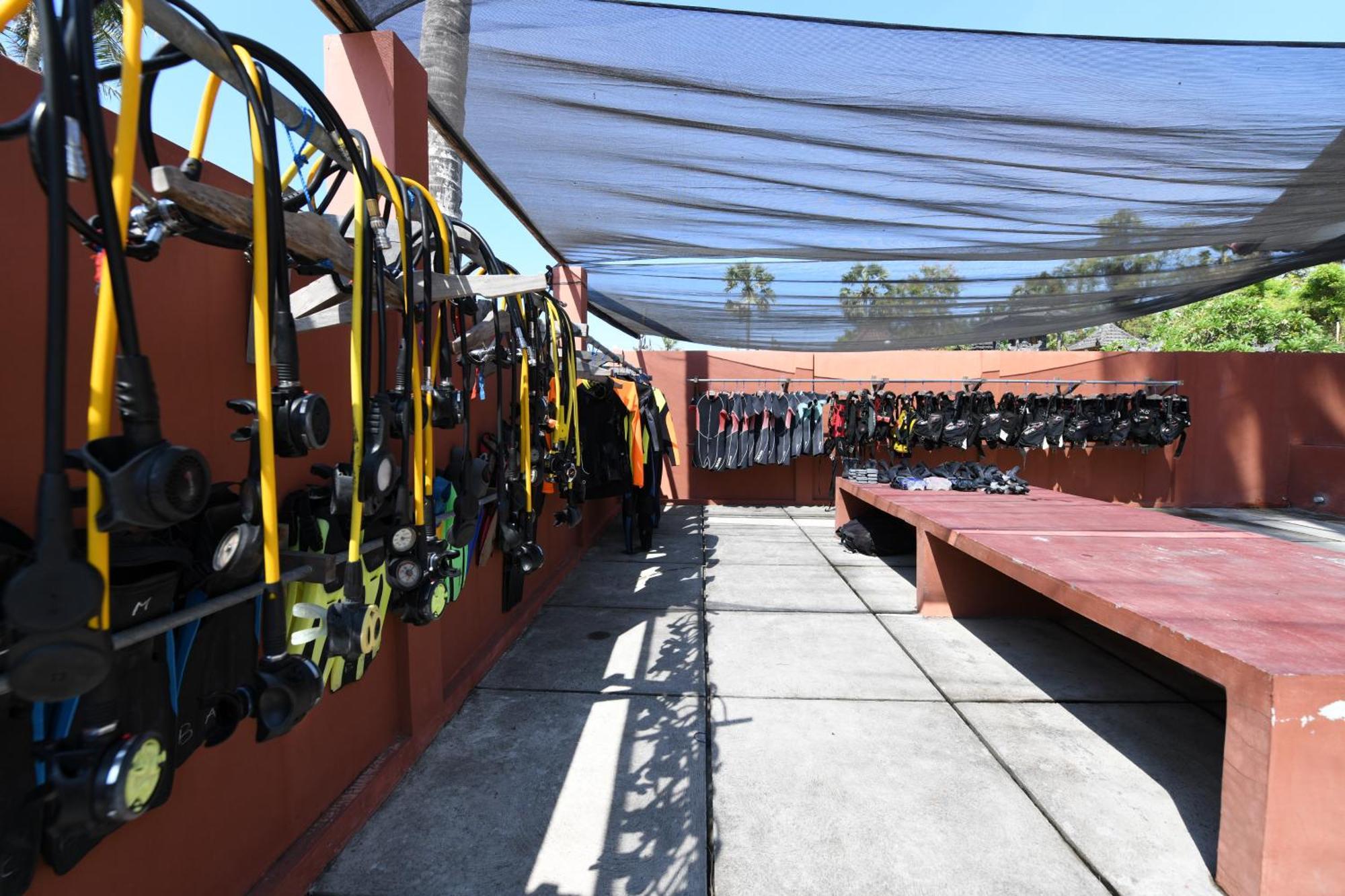 Tulamben Pebble & Fins Bali Dive Resort מראה חיצוני תמונה