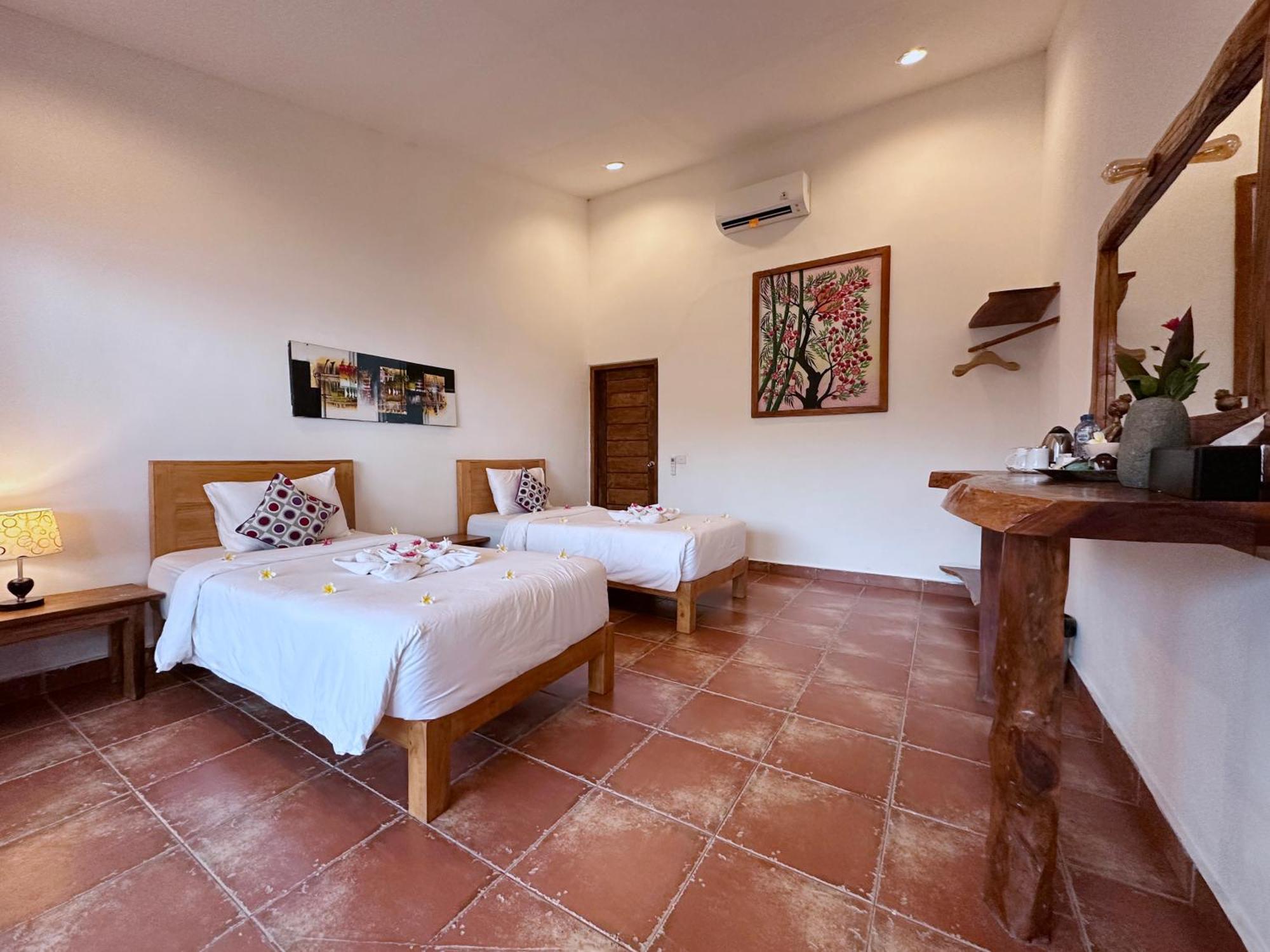 Tulamben Pebble & Fins Bali Dive Resort מראה חיצוני תמונה