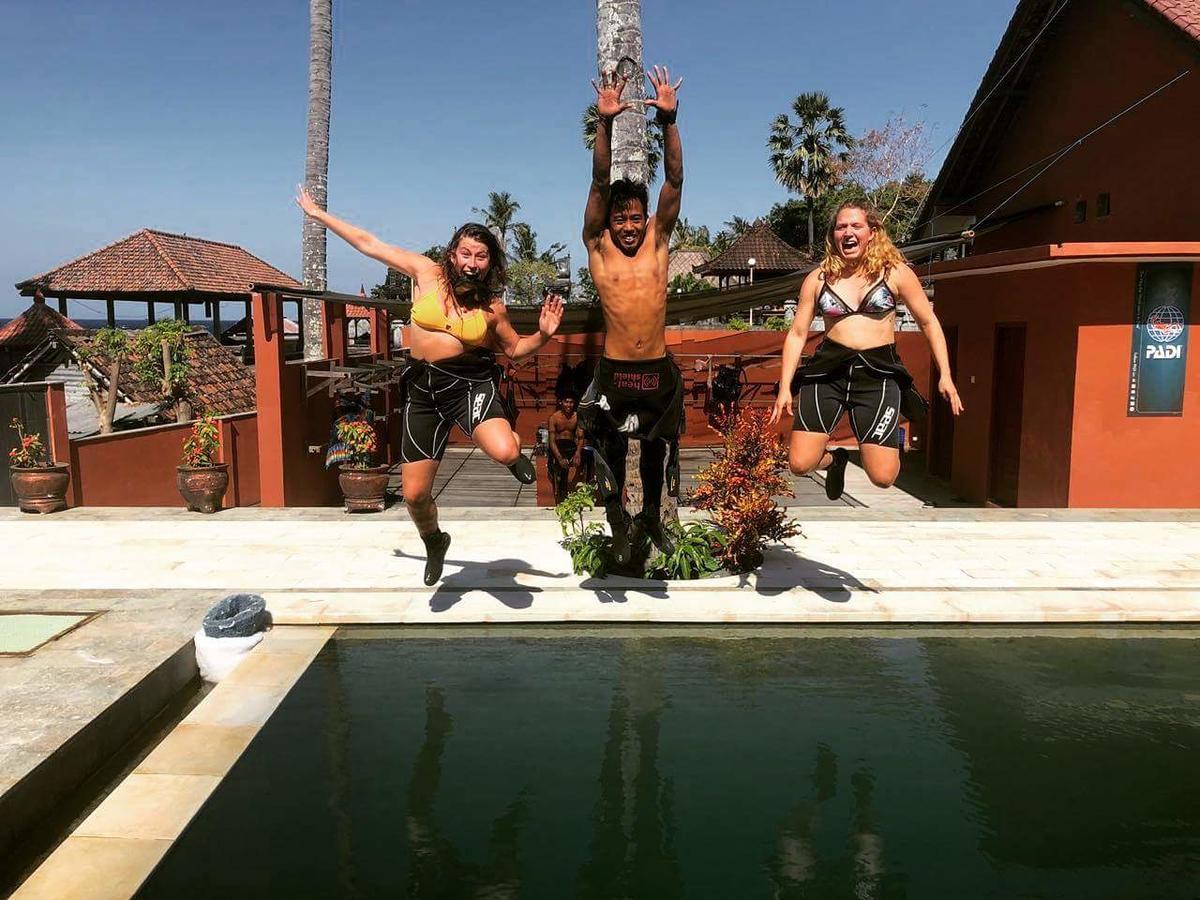 Tulamben Pebble & Fins Bali Dive Resort מראה חיצוני תמונה